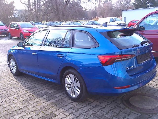 Skoda Octavia Ambition