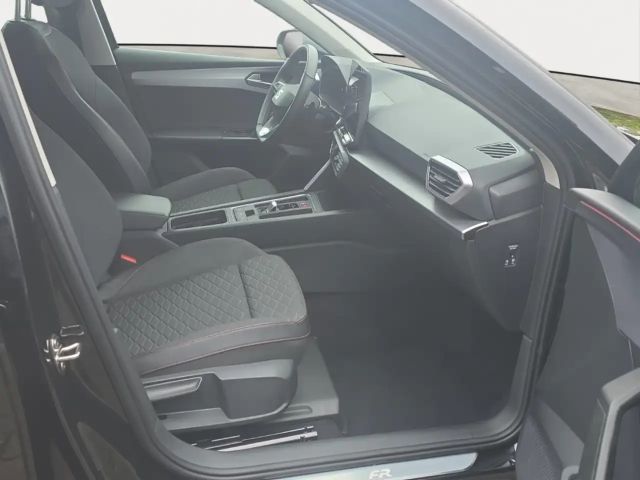 Seat Leon 1.5 eTSI FR-lijn Sportstourer