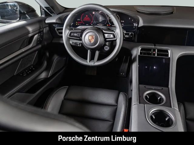 Porsche Taycan 4 Cross Turismo