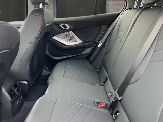 BMW 118 118d 5-deurs Sedan