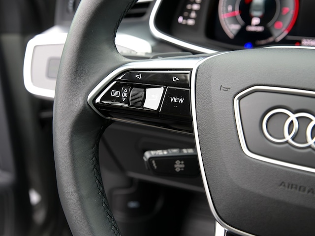 Audi A6 55 TFSI Quattro S-Tronic Sedan