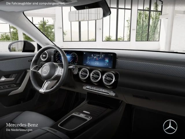 Mercedes-Benz CLA 180 Coupé Progressive