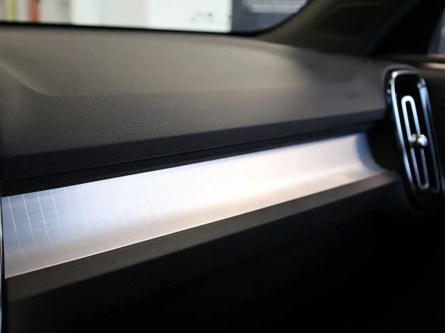 Volvo XC40 Dark Plus