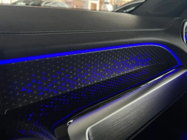 Mercedes-Benz EQB 300 4MATIC AMG Line