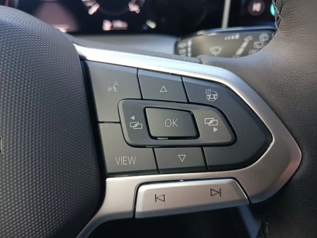 Volkswagen Golf 1.5 TSI Business Life Variant