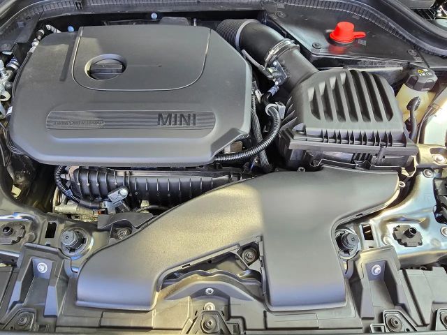 MINI Cooper 1,5 Aut. "Yours Trim" Vollleder/Sportsitze/LED