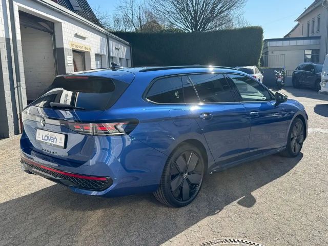 Volkswagen Passat 2.0 TSI DSG R-Line