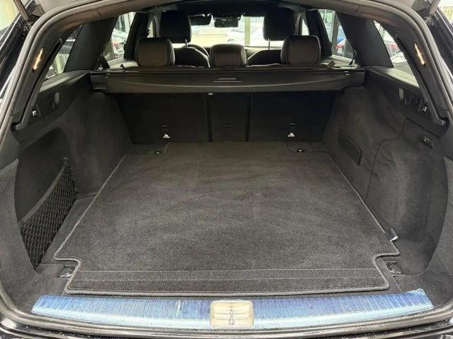 Mercedes-Benz E 220 AMG Line E 220 d Estate