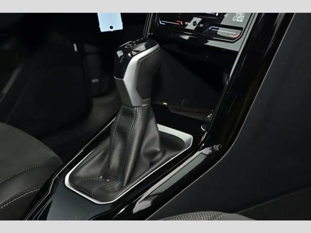 Volkswagen T-Roc 1.5 TSI DSG R-Line