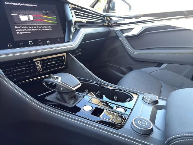 Volkswagen Touareg R-Line Style