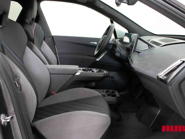 BMW iX xDrive45