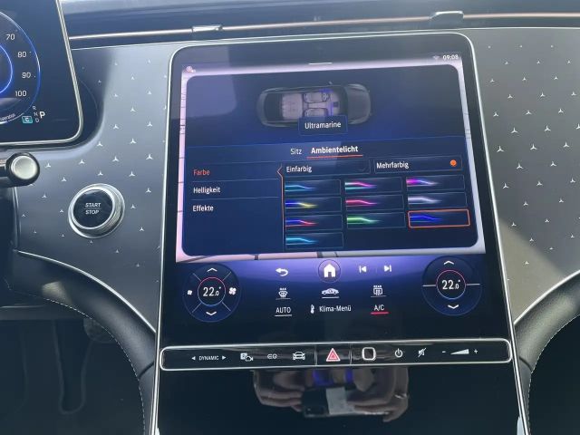 Mercedes-Benz EQE 300 Sedan