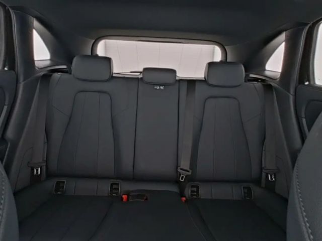 Mercedes-Benz GLA 180 Progressive