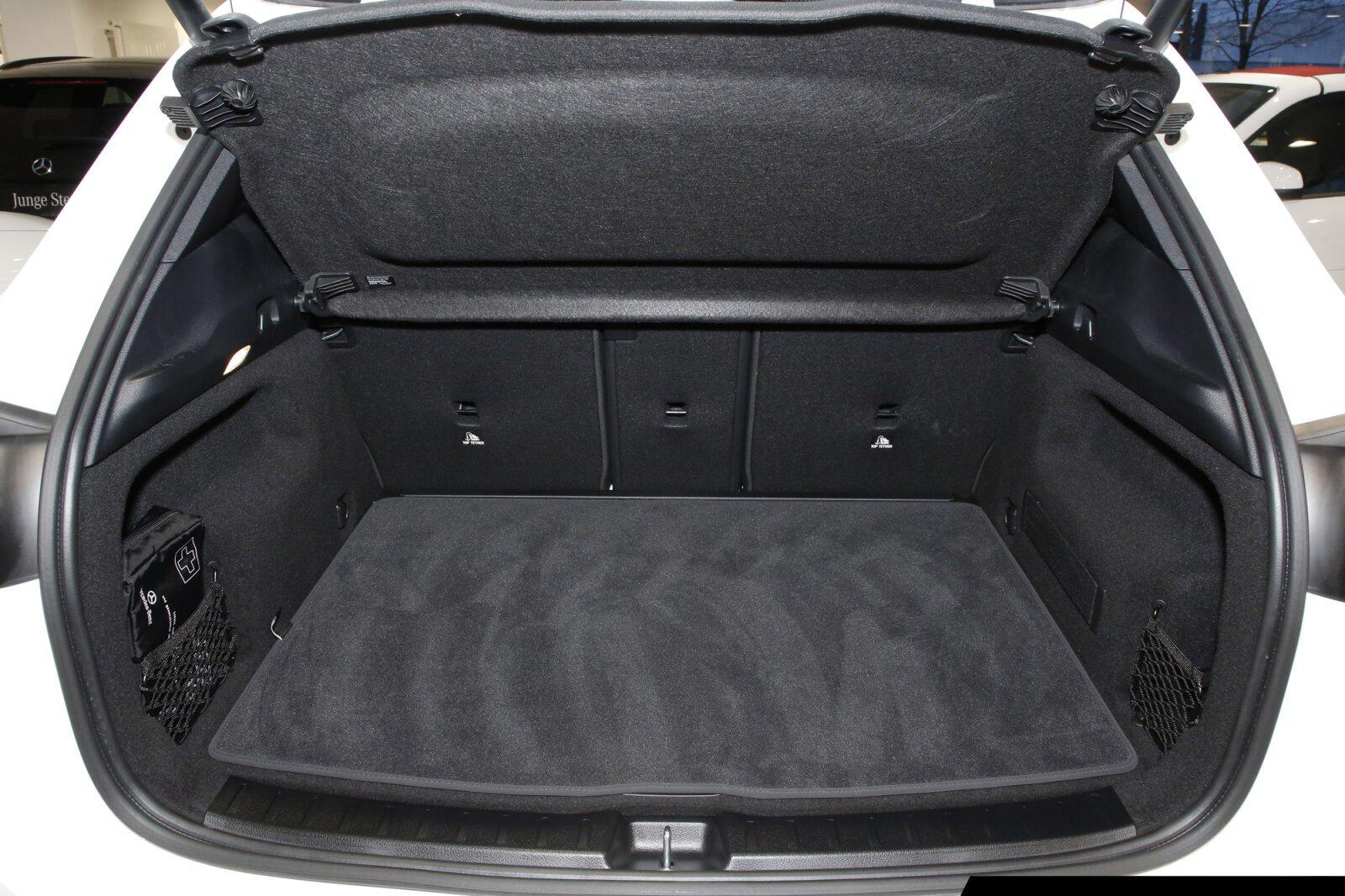 Mercedes-Benz GLA 220 Progressive