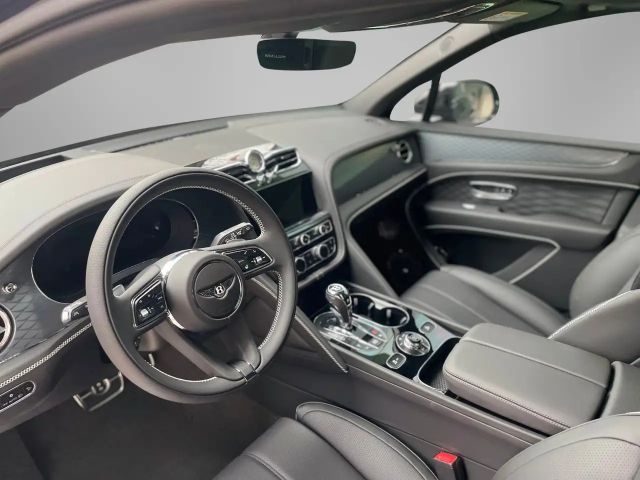 Bentley Bentayga EWB 4.0 Mulliner  - Naim/Pano