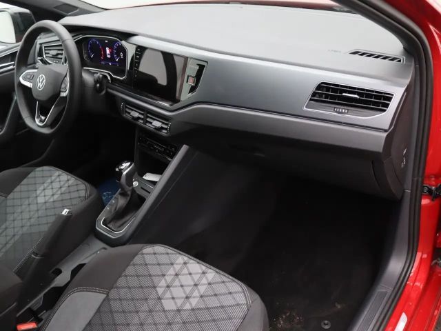 Volkswagen Taigo 1.5 TSI DSG R-Line