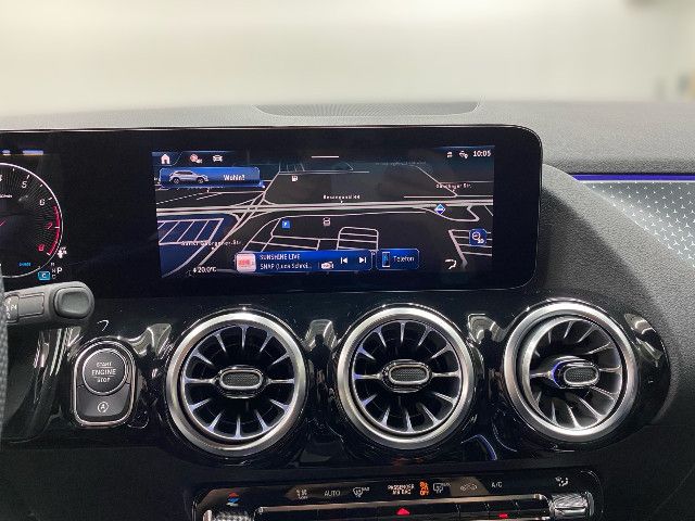 Mercedes-Benz GLA 200 AMG Line