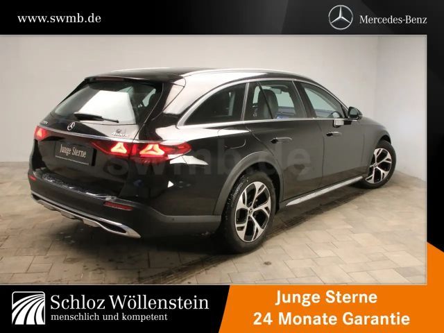 Mercedes-Benz E 220 4MATIC E 220 d