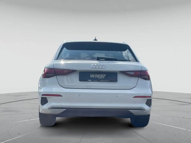 Audi A3 40 TFSI Hybride Sedan
