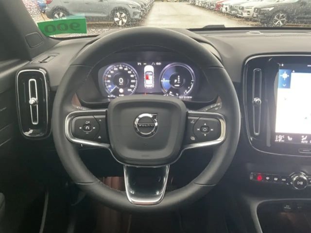 Volvo XC40 Dark Plus T5