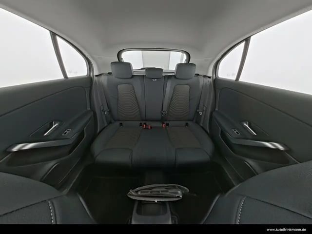 Mercedes-Benz A 180 A 180 ADVANCED/LED/KAMERA/WINTER-PAKET/SPURH. SHZ