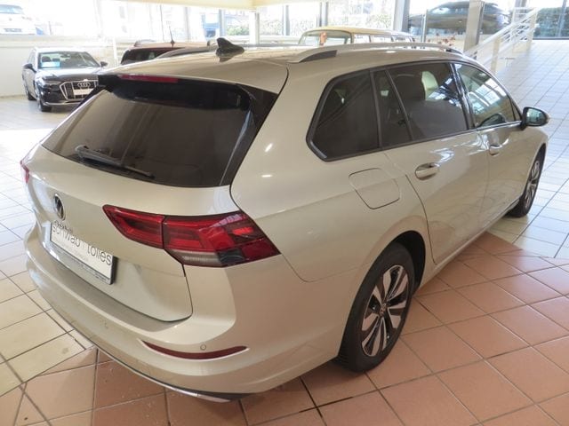 Volkswagen Golf 1.5 TSI Golf VIII Move Variant