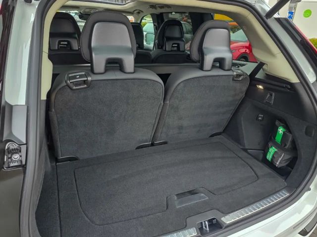 Volvo XC90 Dark Ultra