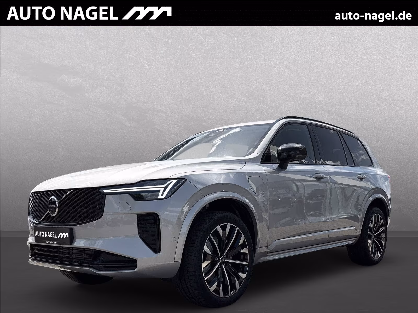 Volvo XC90 AWD Dark Plus T8