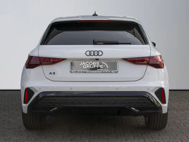 Audi A3 30 TFSI S-Line Sedan Sportback