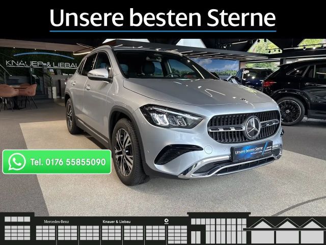 Mercedes-Benz GLA 180 Progressive