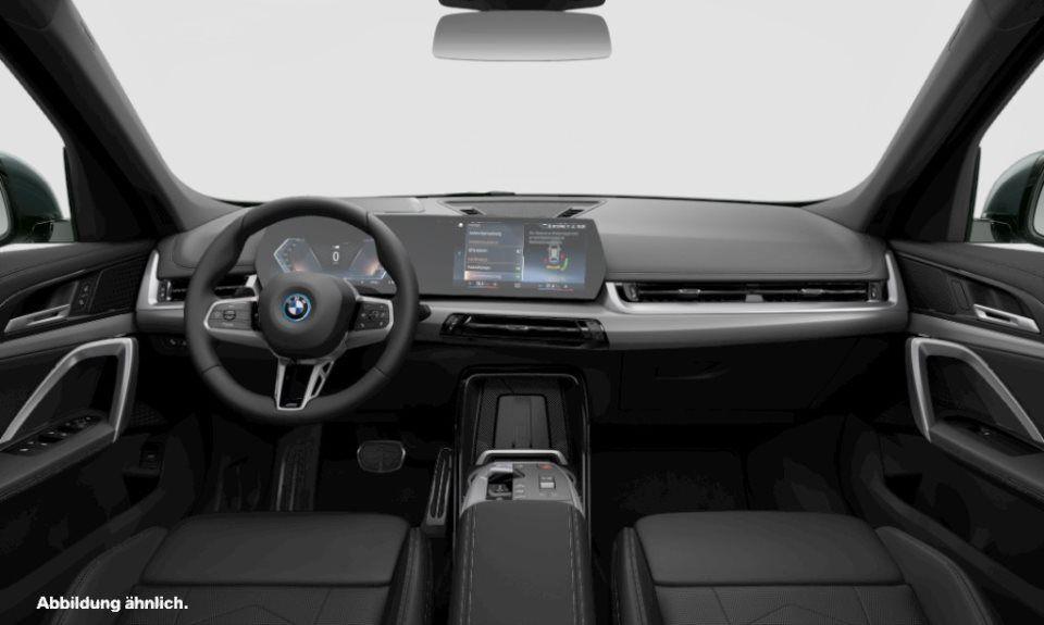 BMW iX1 xDrive30