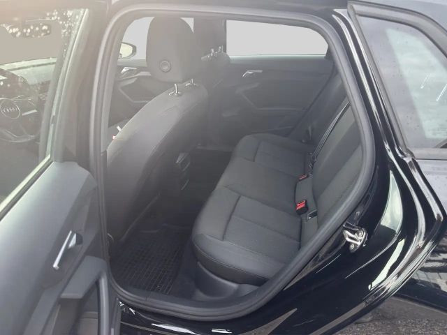 Audi A3 30 TDI Sedan