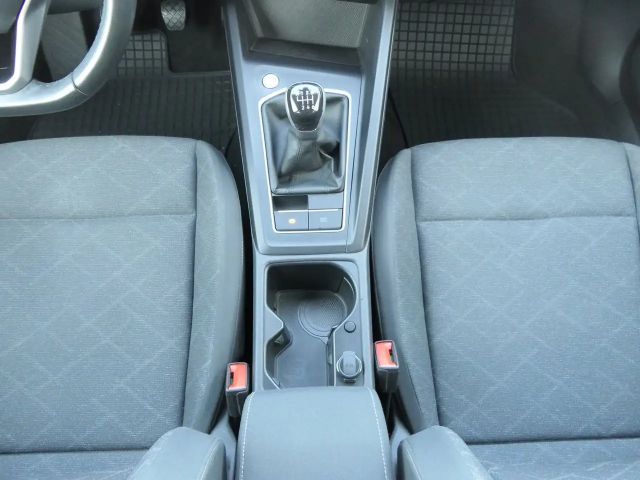 Volkswagen Golf Life Variant