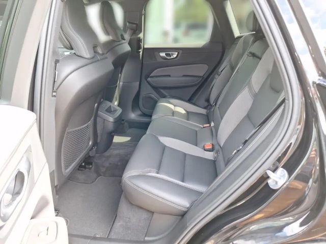 Volvo XC60 Dark Plus