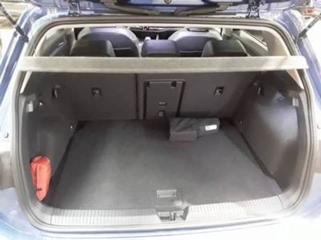 Volkswagen Golf TSI Kamera/CarPlay/AHK/ACC/LED/Navi