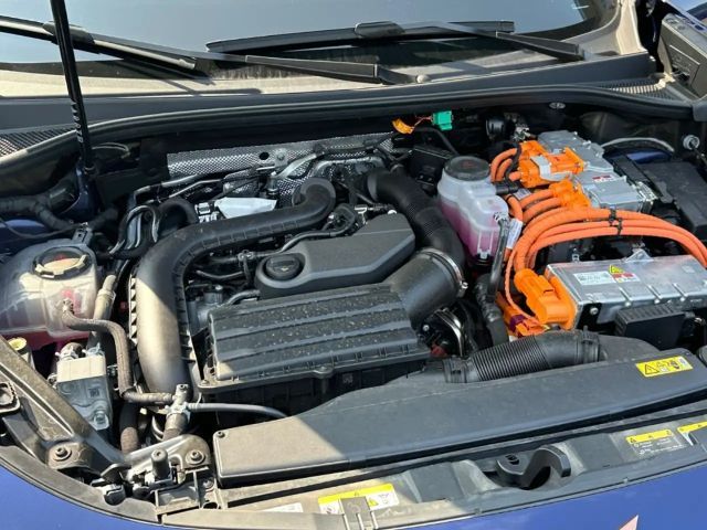 Cupra Terramar 1.5 e-Hybrid