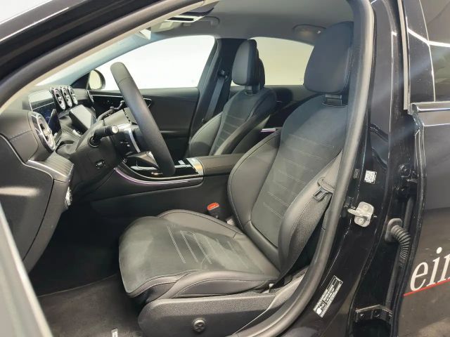 Mercedes-Benz C 200 4MATIC Sedan