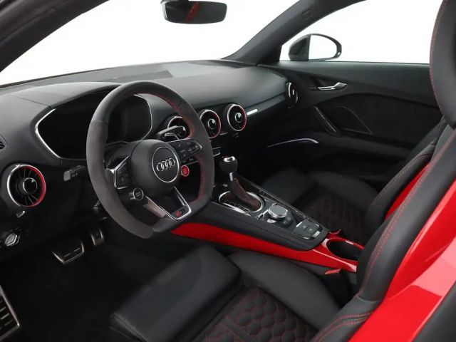 Audi RS Q3 Audi TT RS Coupé