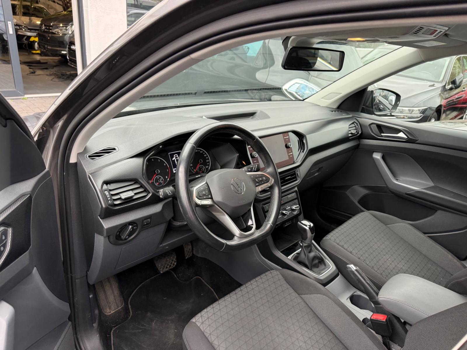 Volkswagen T-Cross Life