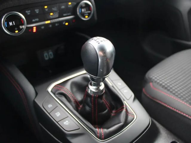 Ford Focus ST Line Wagon