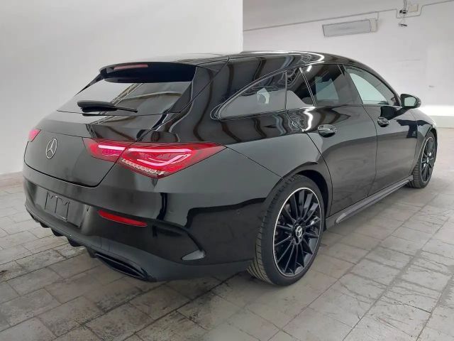 Mercedes-Benz CLA 200 AMG Line Shooting Brake
