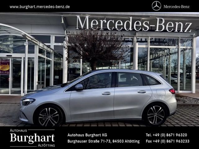 Mercedes-Benz B 200 B 200 d Progressive