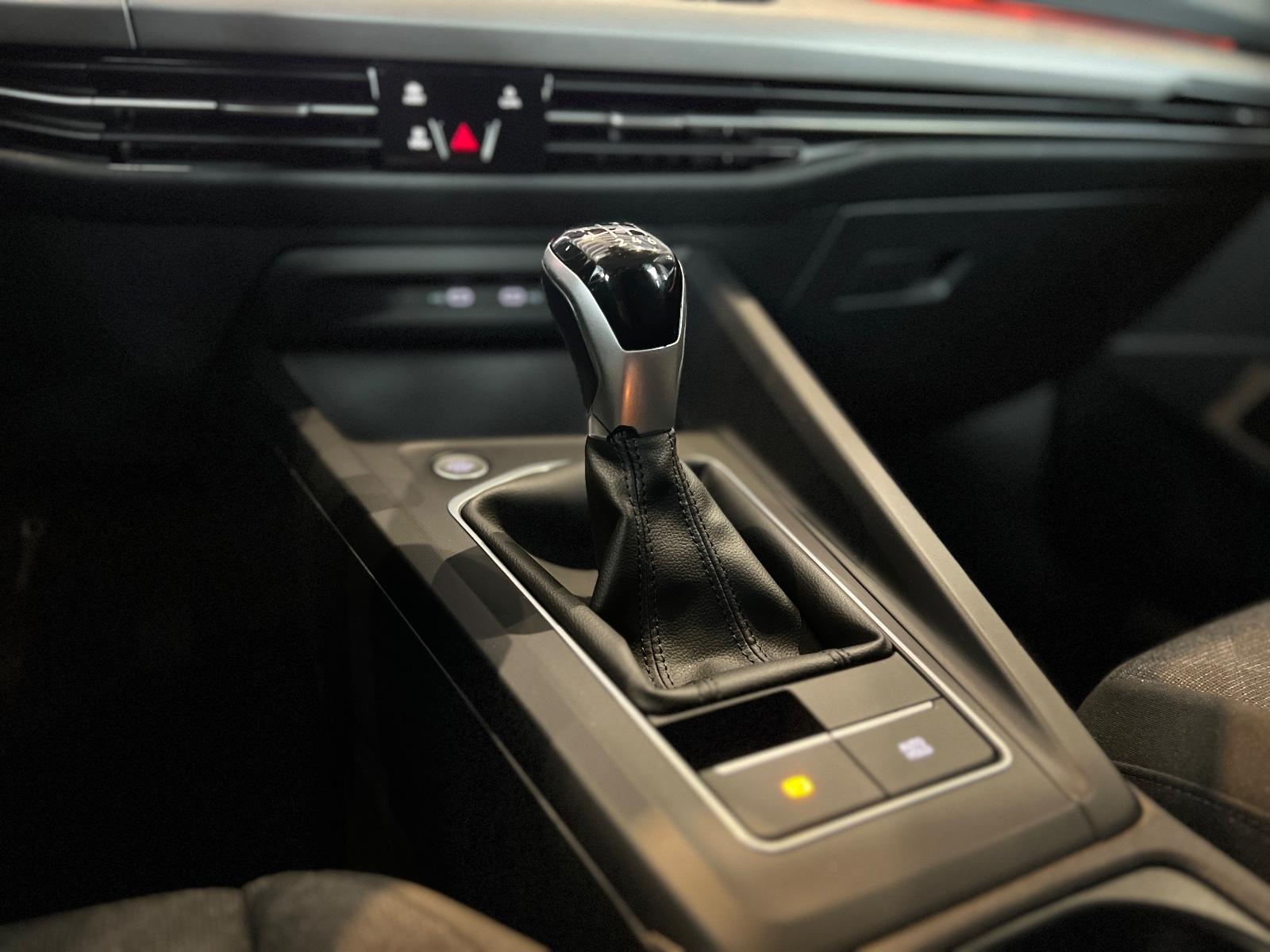 Volkswagen Golf 1.5 TSI Golf VIII Life