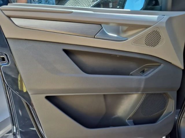 Volkswagen Multivan 2.0 TDI DSG Life T7