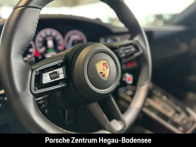 Porsche 992 Cabrio Carrera GTS