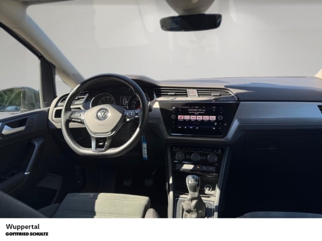 Volkswagen Touran 1.5 TSI Comfortline