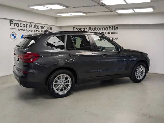 BMW X3 xDrive20i