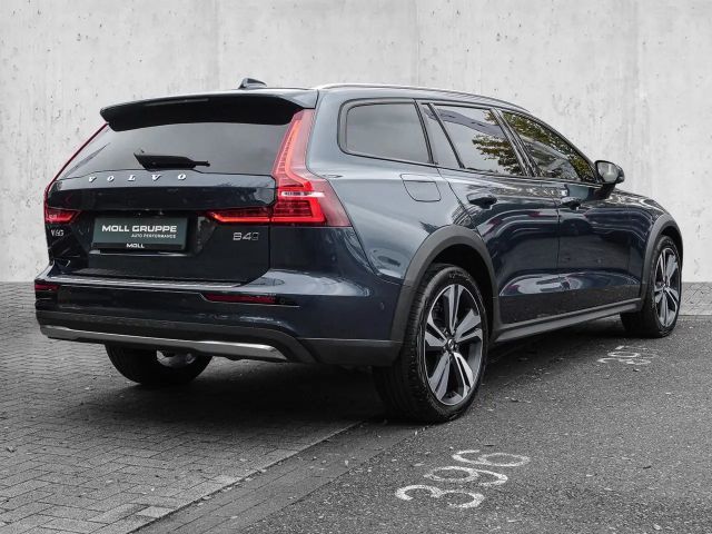 Volvo V60 AWD Plus