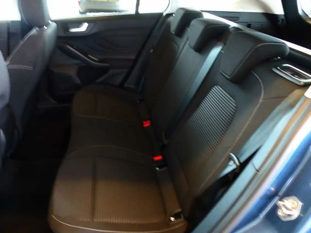 Ford Focus Titanium Wagon