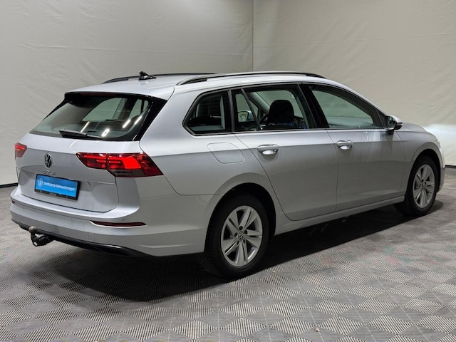 Volkswagen Golf 1.0 TSI Life Variant